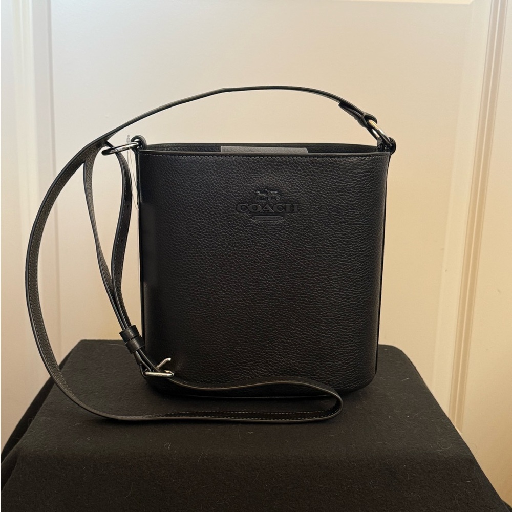 New Coach Sophie Bucket Bag Black Refined pebble leather